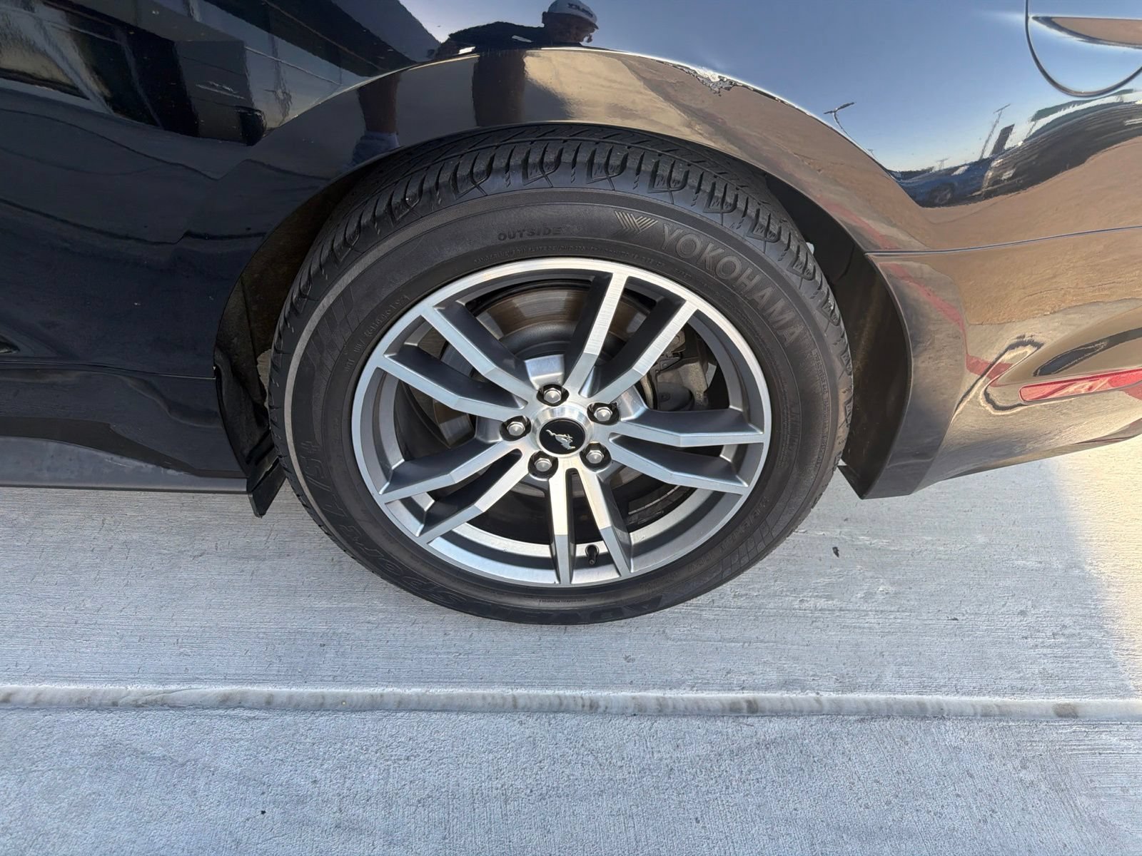 Used 2015 Ford Mustang GT RWD image 8