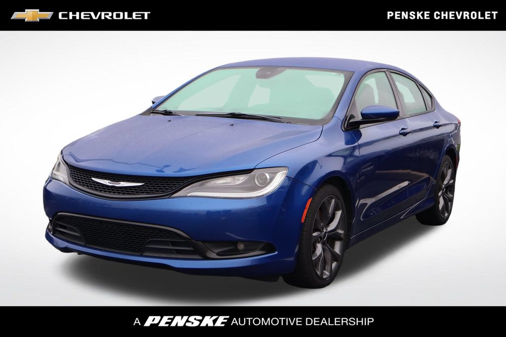 Used 2016 Chrysler 200 S w/ Comfort Group