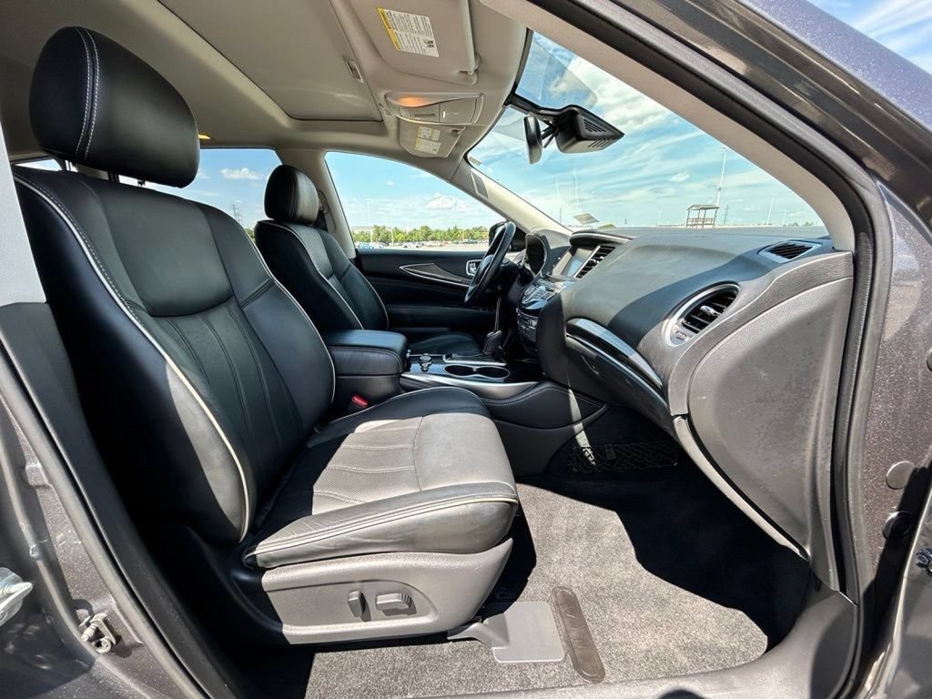 Used 2019 INFINITI QX60 Luxe w/ Essential Package AWD/4WD image 13