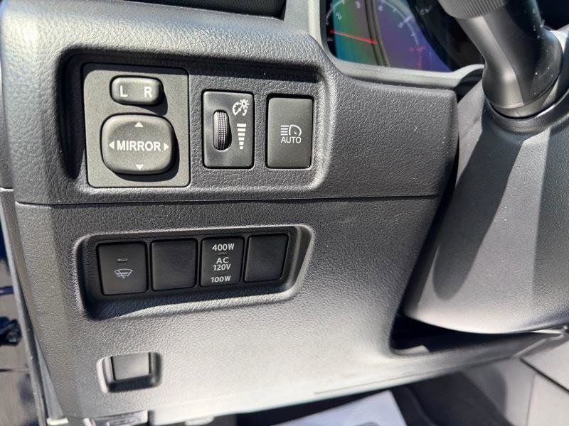 Used 2021 Toyota 4Runner SR5 Premium w/ Moonroof Package RWD image 22