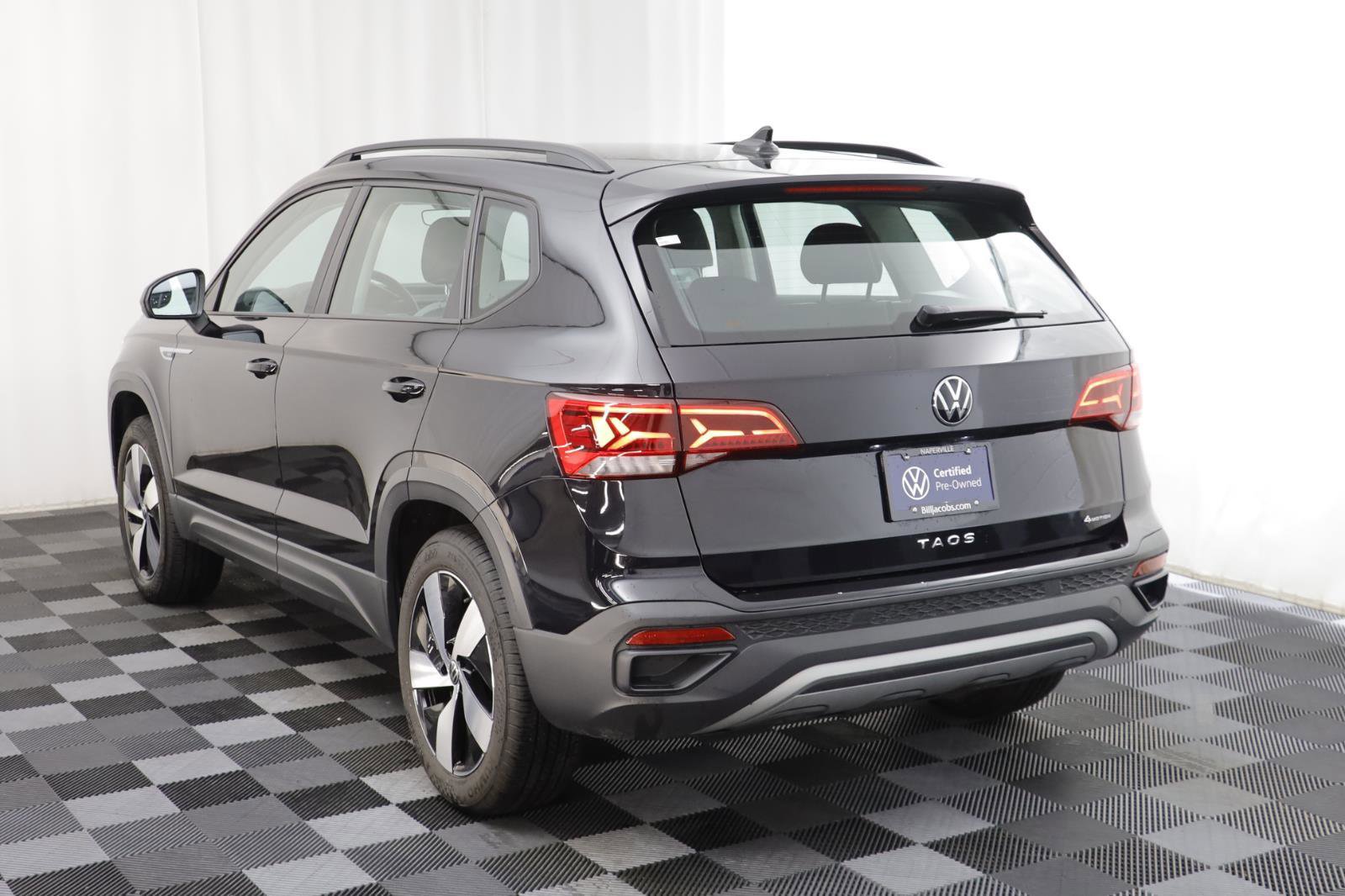 Certified 2024 Volkswagen Taos S image 15