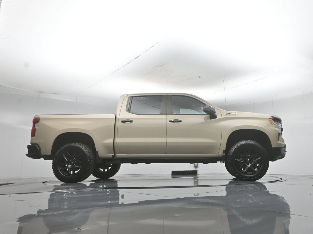 Used 2022 Chevrolet Silverado 1500 LT Trail Boss w/ Convenience Package II AWD/4WD image 50