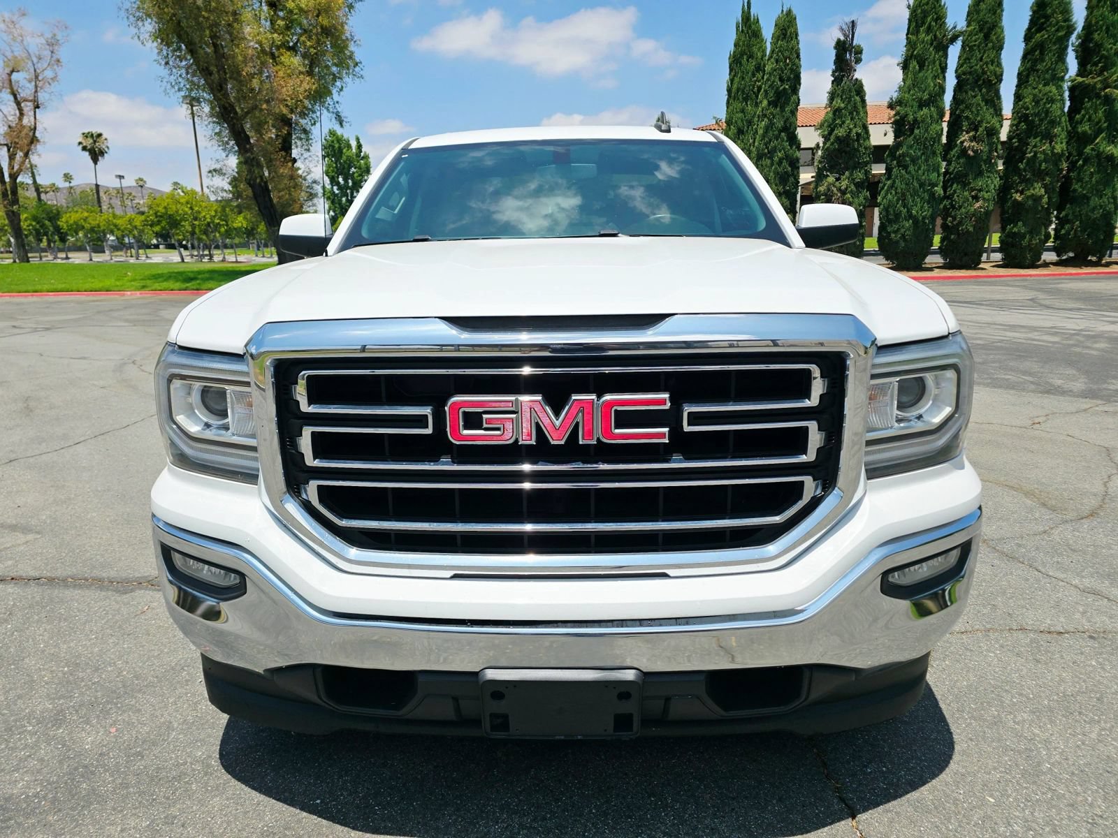 Used 2017 GMC Sierra 1500 SLE w/ SLE Value Package RWD image 3