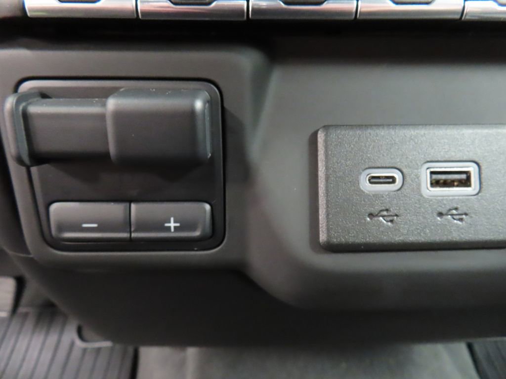 Used 2023 GMC Sierra 1500 Pro w/ Graphite Edition AWD/4WD image 50