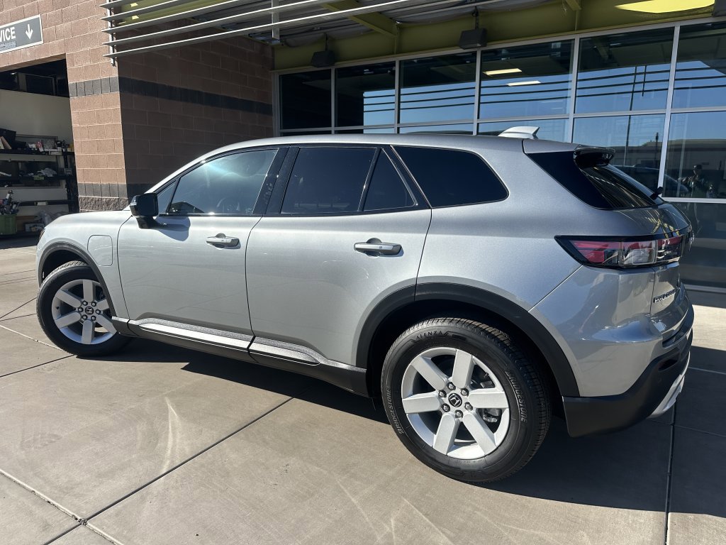 Used 2024 Honda Prologue EX image 5