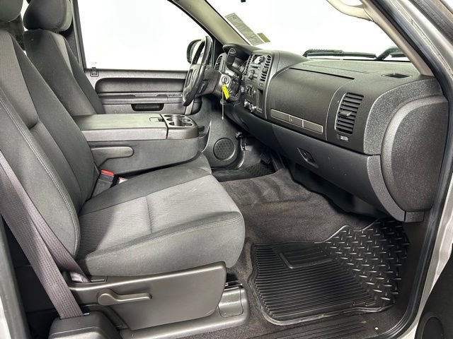 Used 2010 Chevrolet Silverado 1500 LT w/ Power Pack Plus image 9