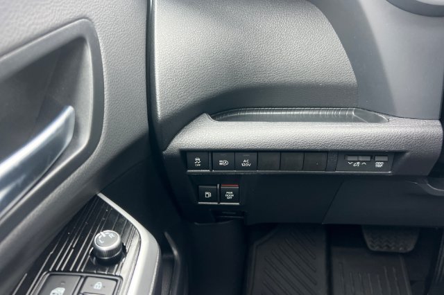 New 2026 Toyota Sienna XLE Woodland Edition AWD/4WD image 26