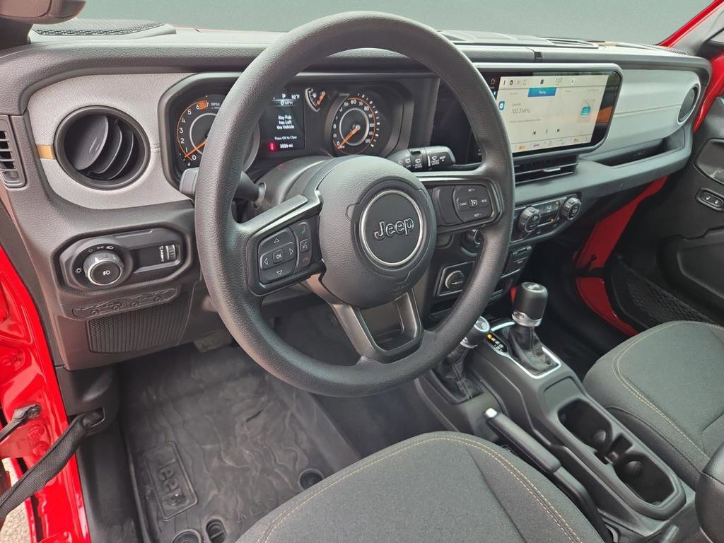 Certified 2025 Jeep Wrangler Sport image 28