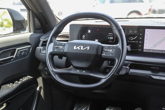 Used 2024 Kia EV9 GT-Line AWD/4WD image 17