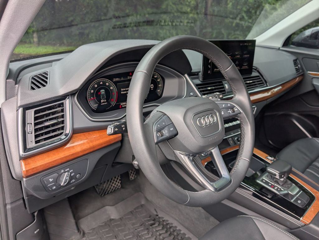 Used 2022 Audi Q5 2.0T Premium Plus AWD/4WD image 33