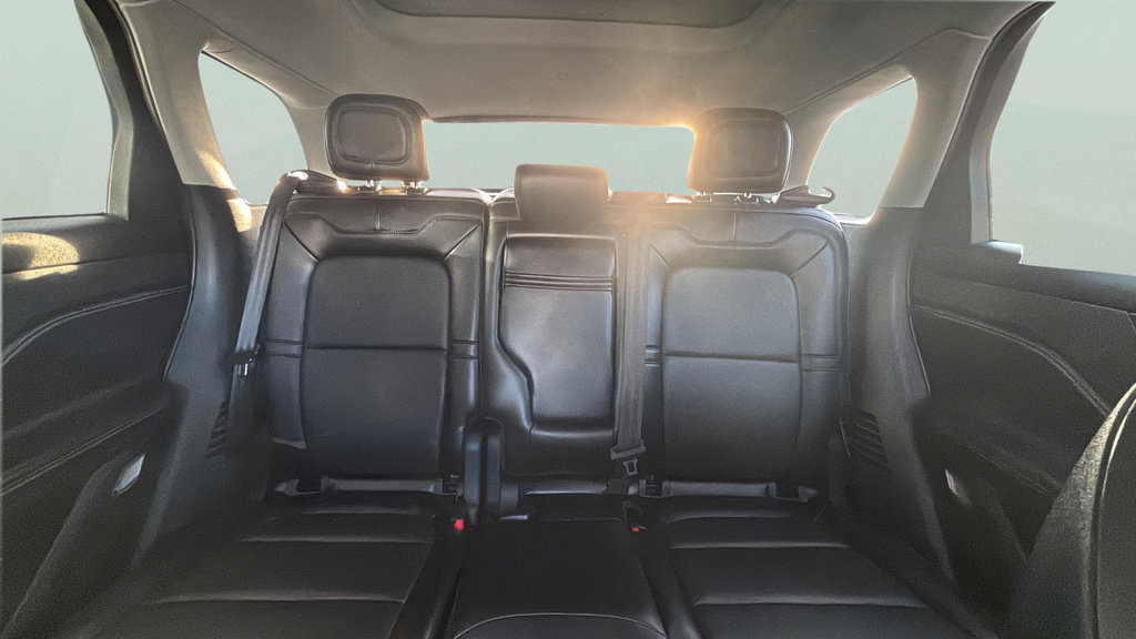 Used 2021 Lincoln Corsair Reserve AWD/4WD image 25