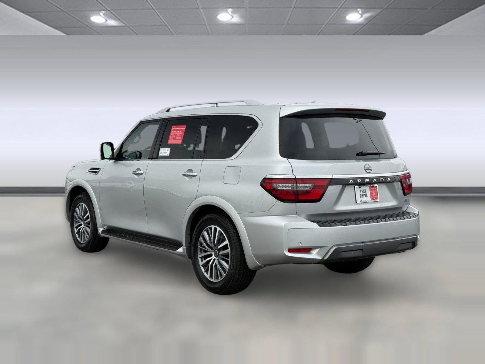 Certified 2024 Nissan Armada SL image 3