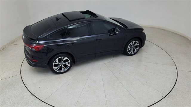 Used 2025 Audi Q4 e-tron Premium w/ Convenience Package image 79