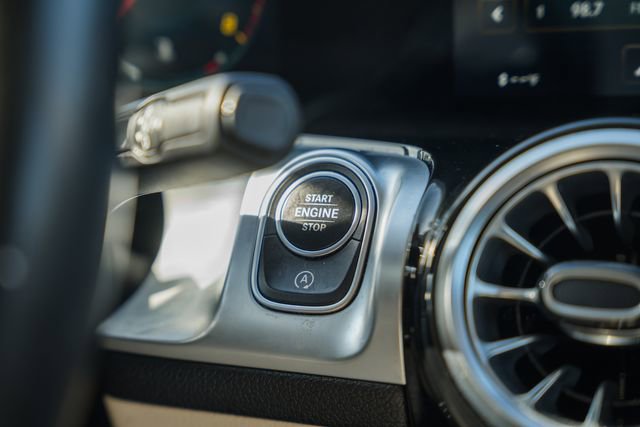 Used 2022 Mercedes-Benz GLB 250 4MATIC image 28