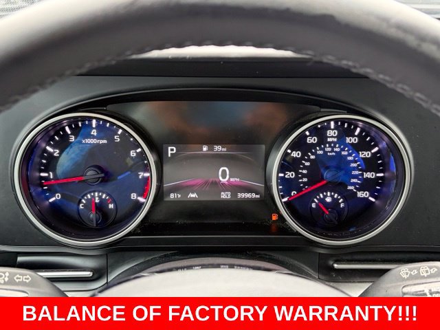 Used 2023 Kia Carnival LX FWD image 18