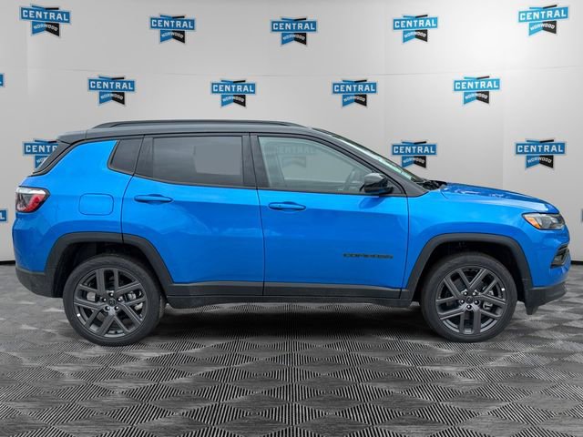 New 2025 Jeep Compass Limited w/ Sun & Sound Group image 6