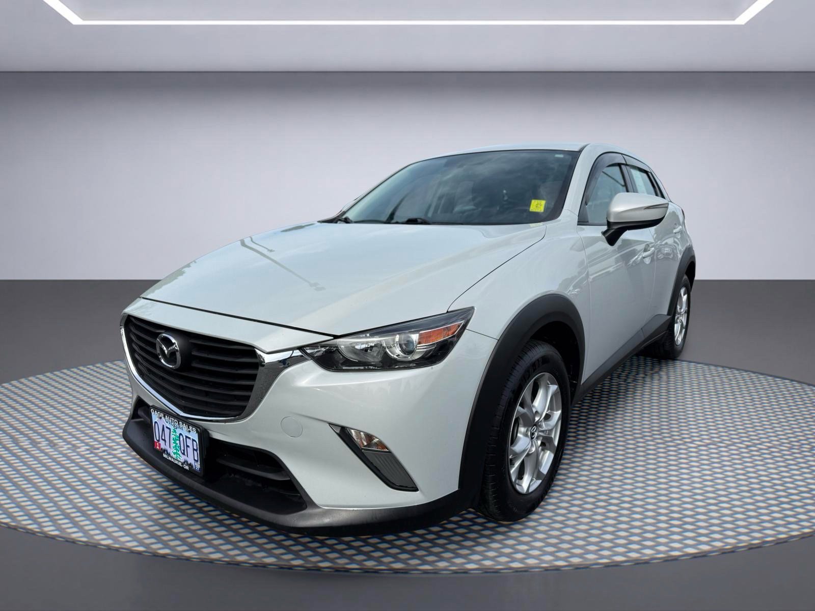 Used 2016 MAZDA CX-3 Touring w/ Premium Package AWD/4WD image 2