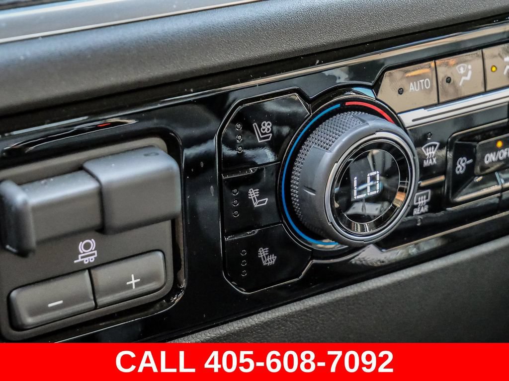 Used 2025 Chevrolet Silverado 1500 LTZ AWD/4WD image 64