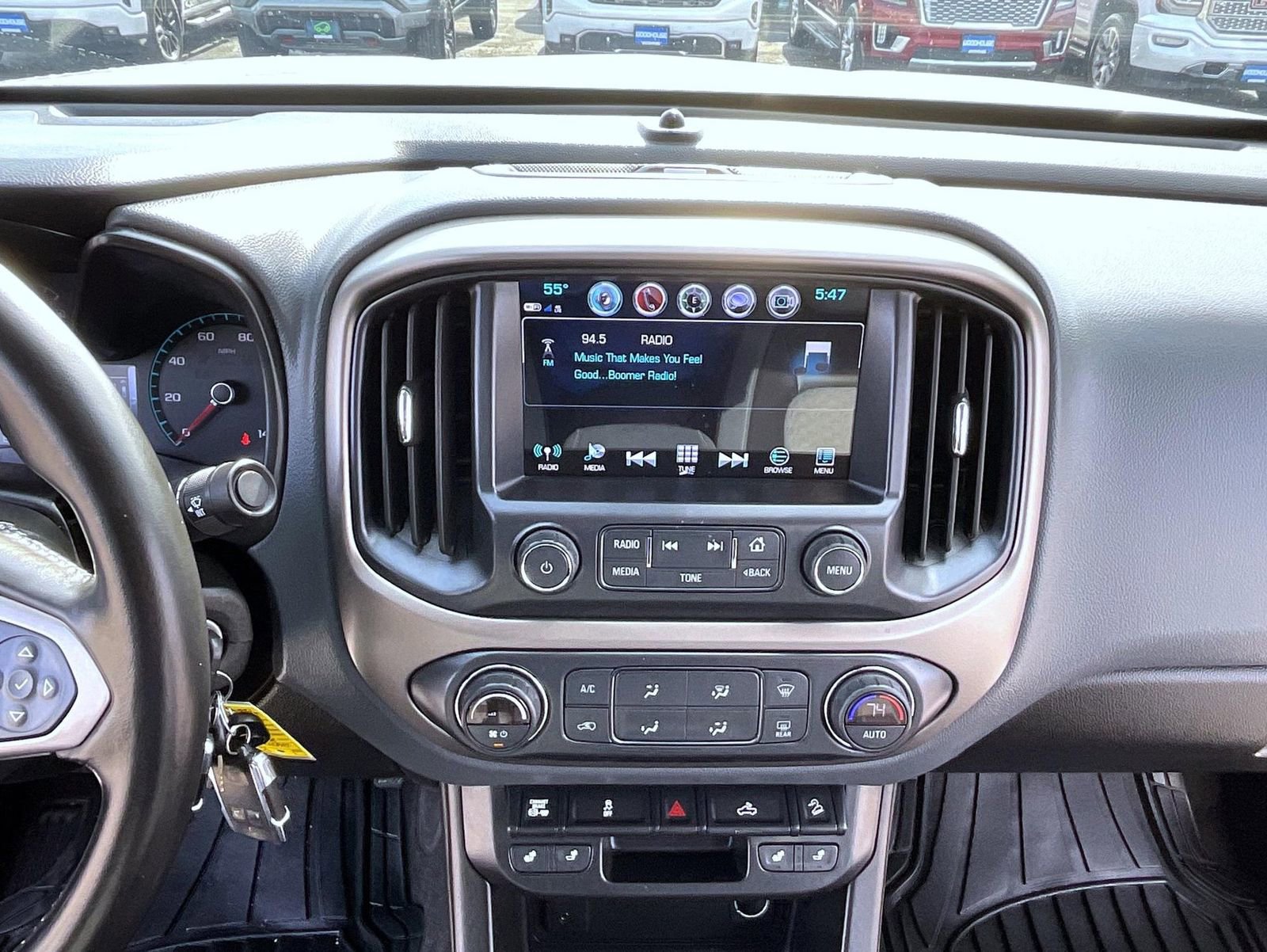 Used 2018 Chevrolet Colorado Z71 AWD/4WD image 13