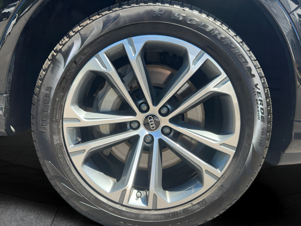Certified 2026 Audi Q7 3.0T Premium w/ Convenience Plus Package AWD/4WD image 51