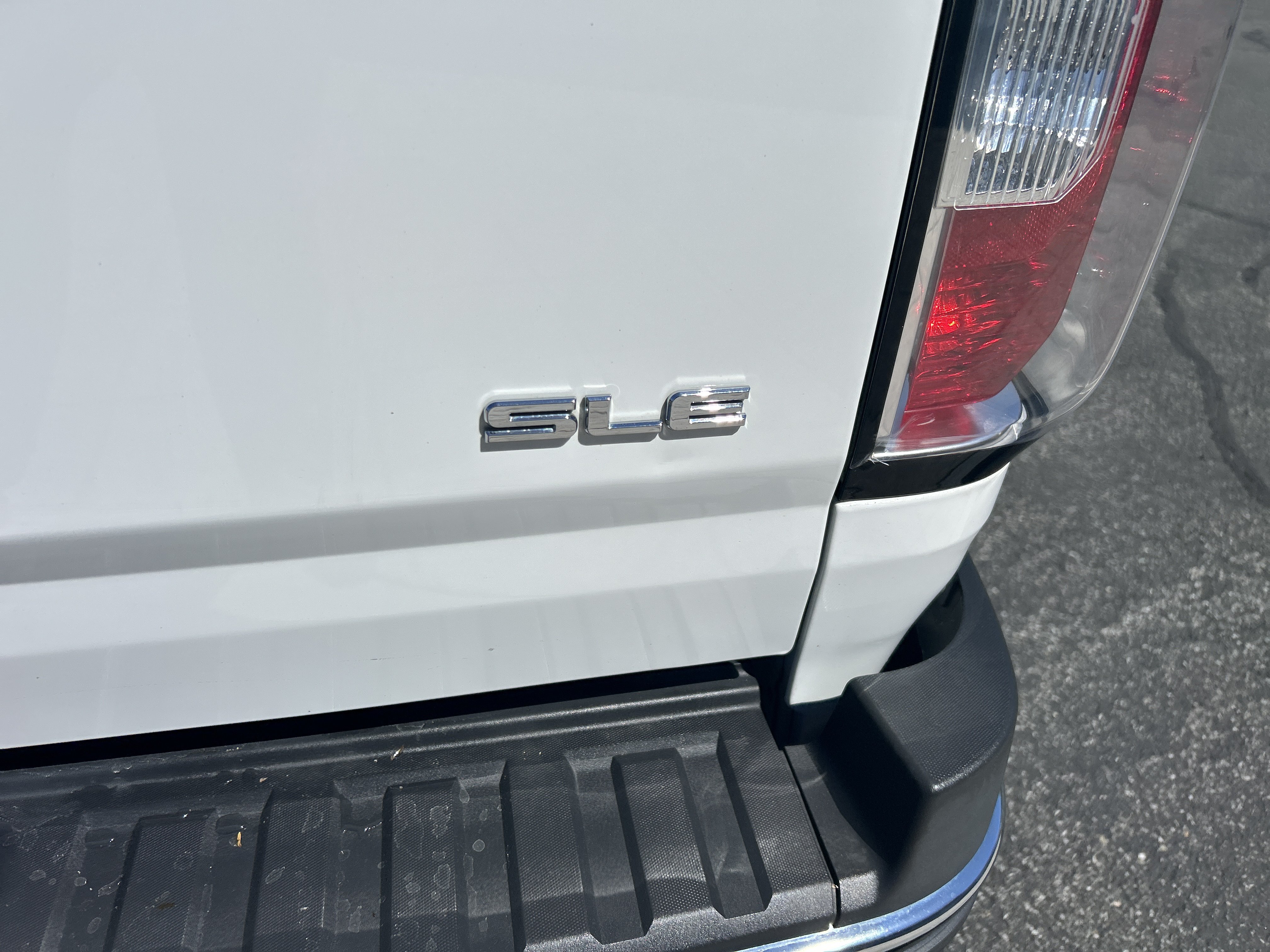 Used 2017 GMC Canyon SLE w/ SLE Convenience Package AWD/4WD image 11