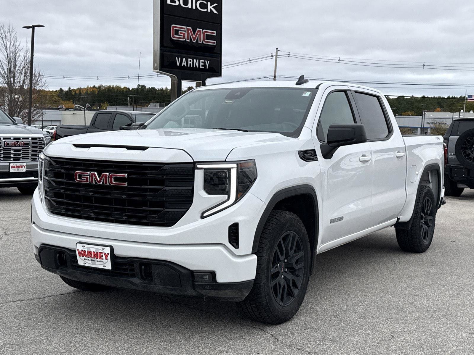 New 2025 GMC Sierra 1500 Elevation