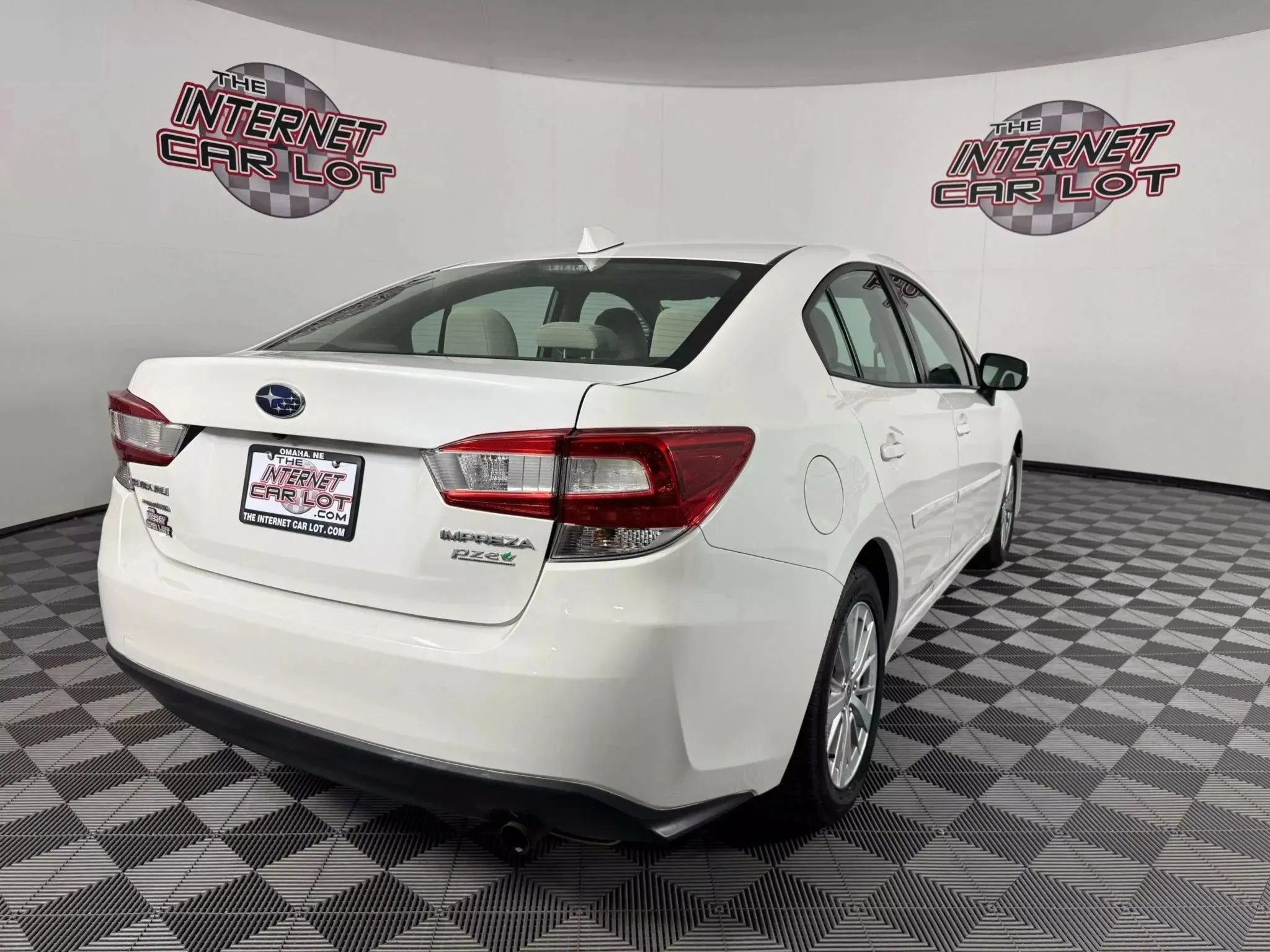 Used 2017 Subaru Impreza 2.0i Premium AWD/4WD image 7