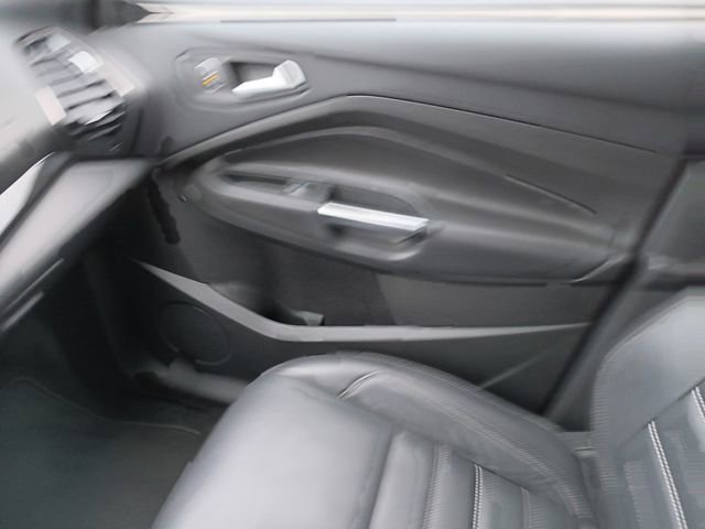 Used 2017 Ford Escape Titanium FWD image 11
