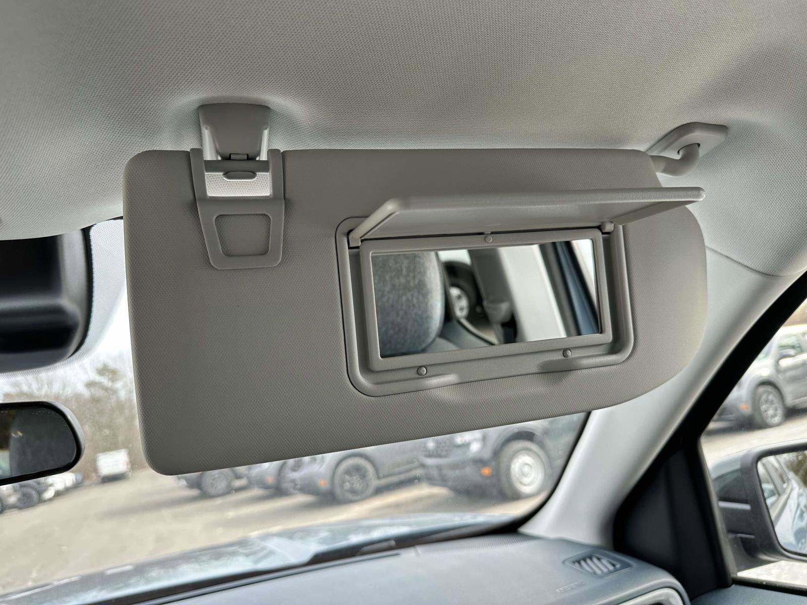 Used 2025 Ford Maverick XLT w/ XLT Luxury Package image 30