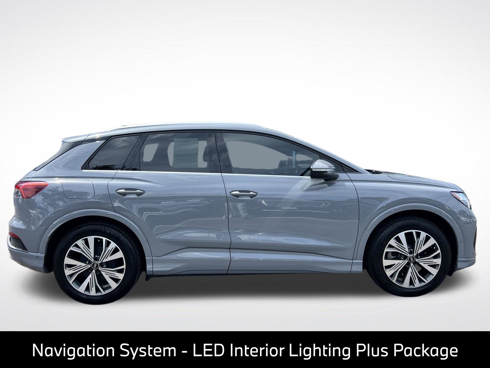 Used 2024 Audi Q4 e-tron Premium Plus RWD image 11