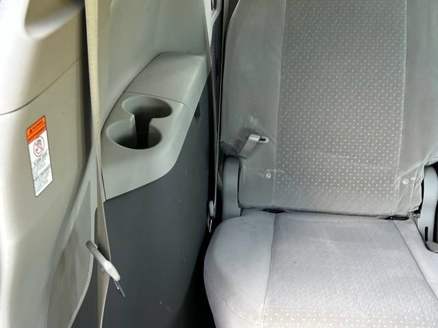 Used 2015 Toyota Sienna LE FWD image 50