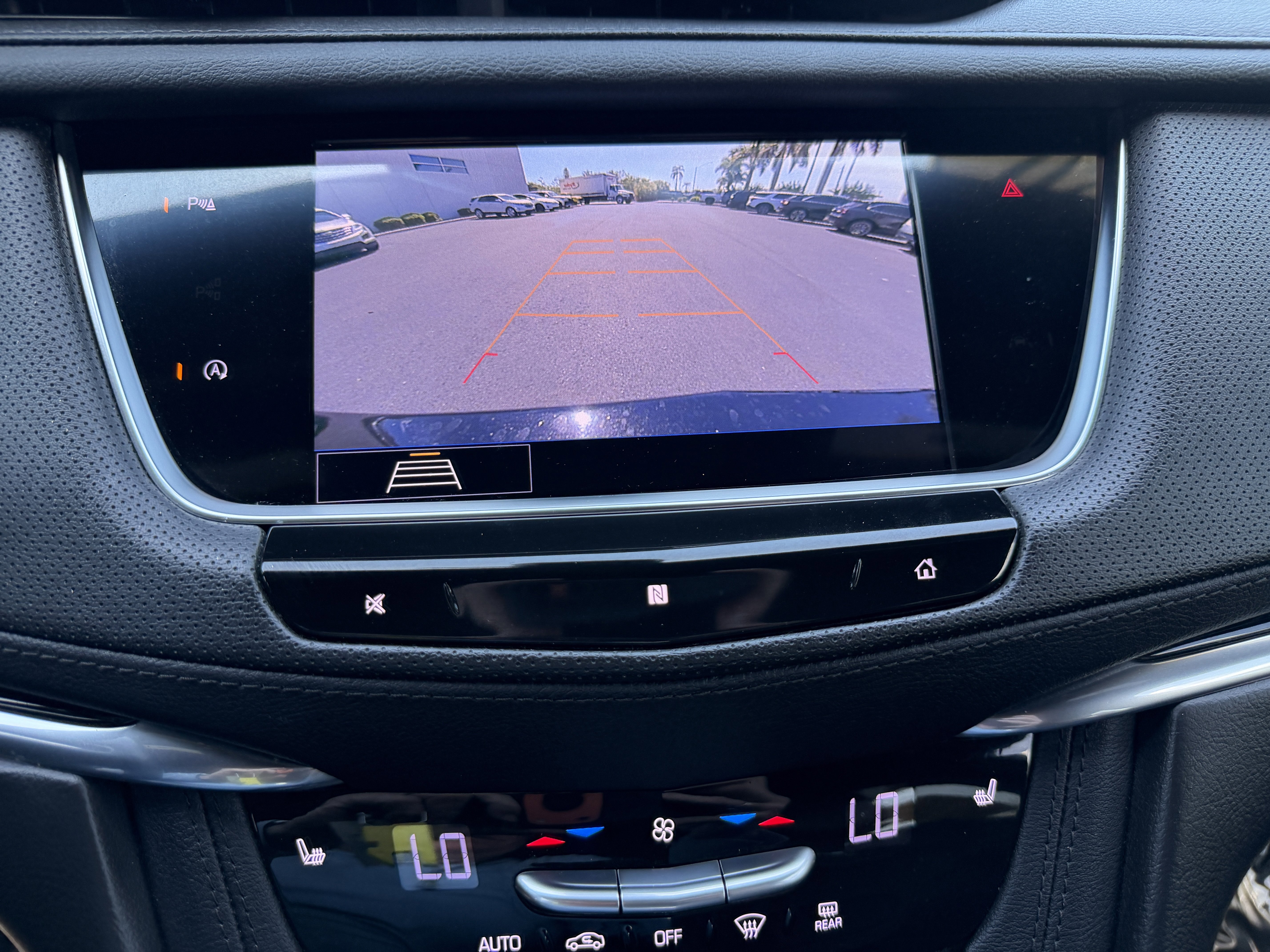 Used 2020 Cadillac XT5 Premium Luxury FWD image 22