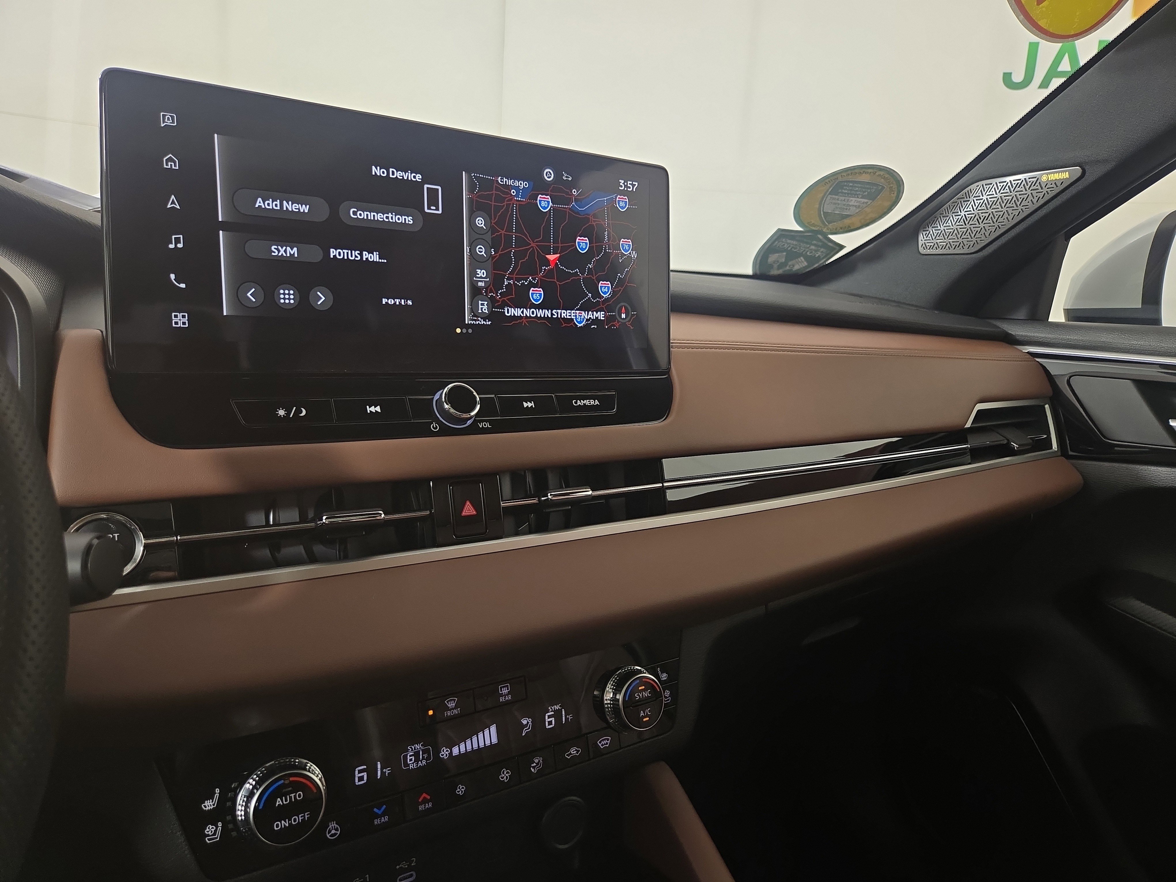 Used 2025 Mitsubishi Outlander SEL image 25