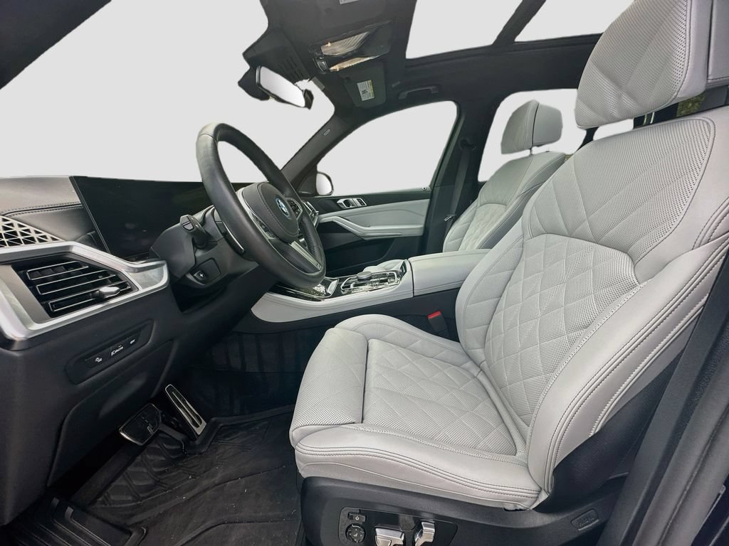 Used 2026 BMW X5 xDrive50e w/ M Sport Package AWD/4WD image 22