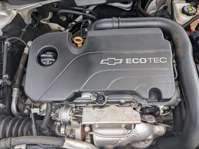 Used 2017 Chevrolet Malibu LT FWD image 22