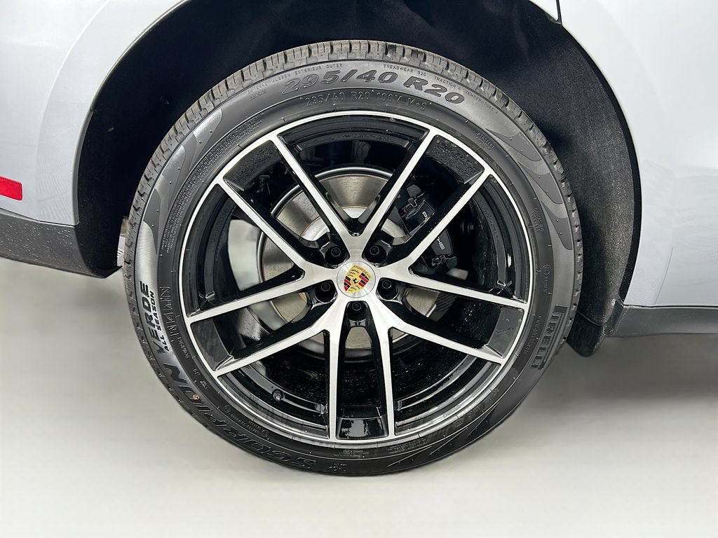 Used 2026 Porsche Macan AWD/4WD image 34