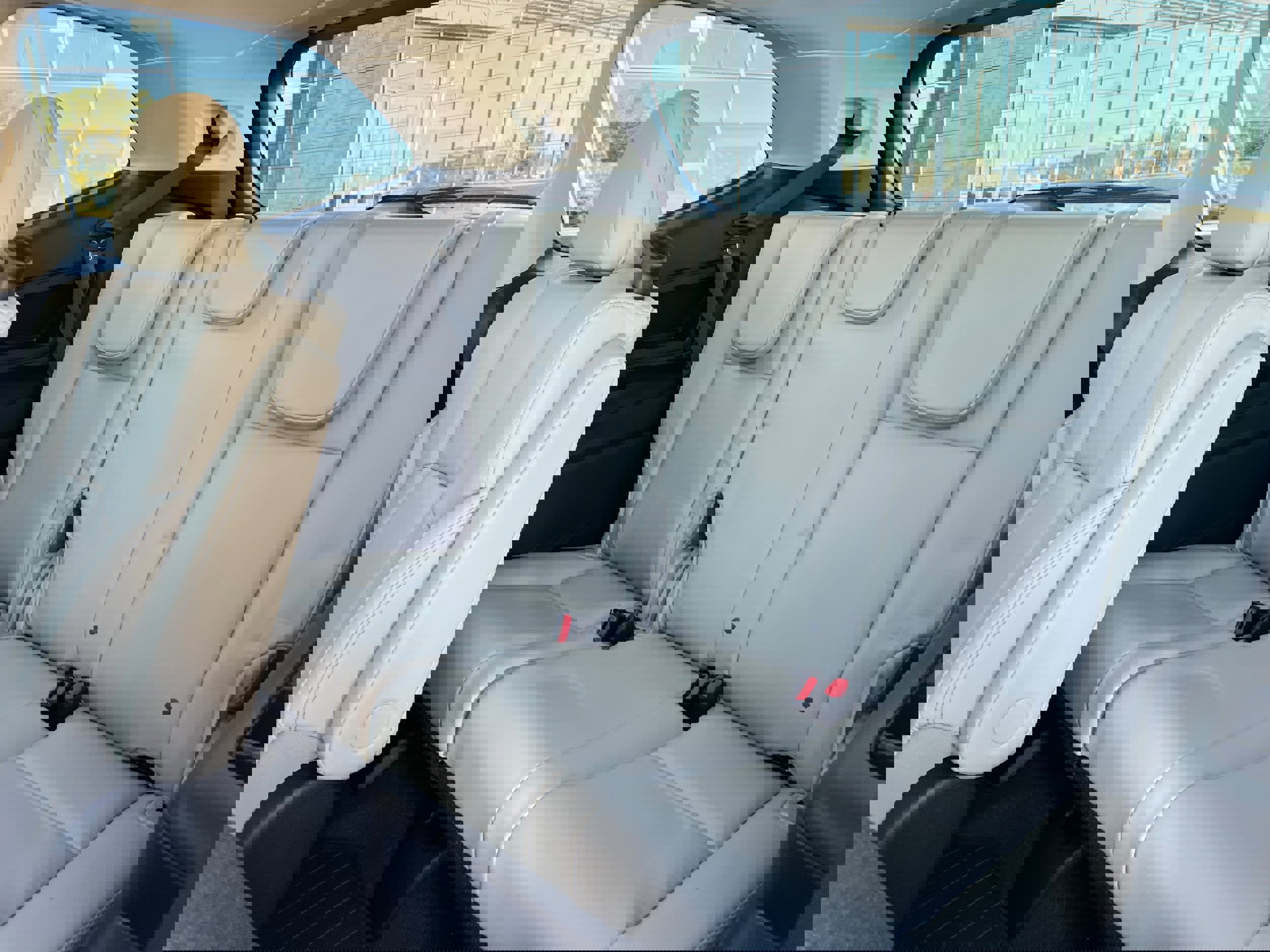 New 2025 Subaru Ascent Limited w/ Popular Package #2 image 9