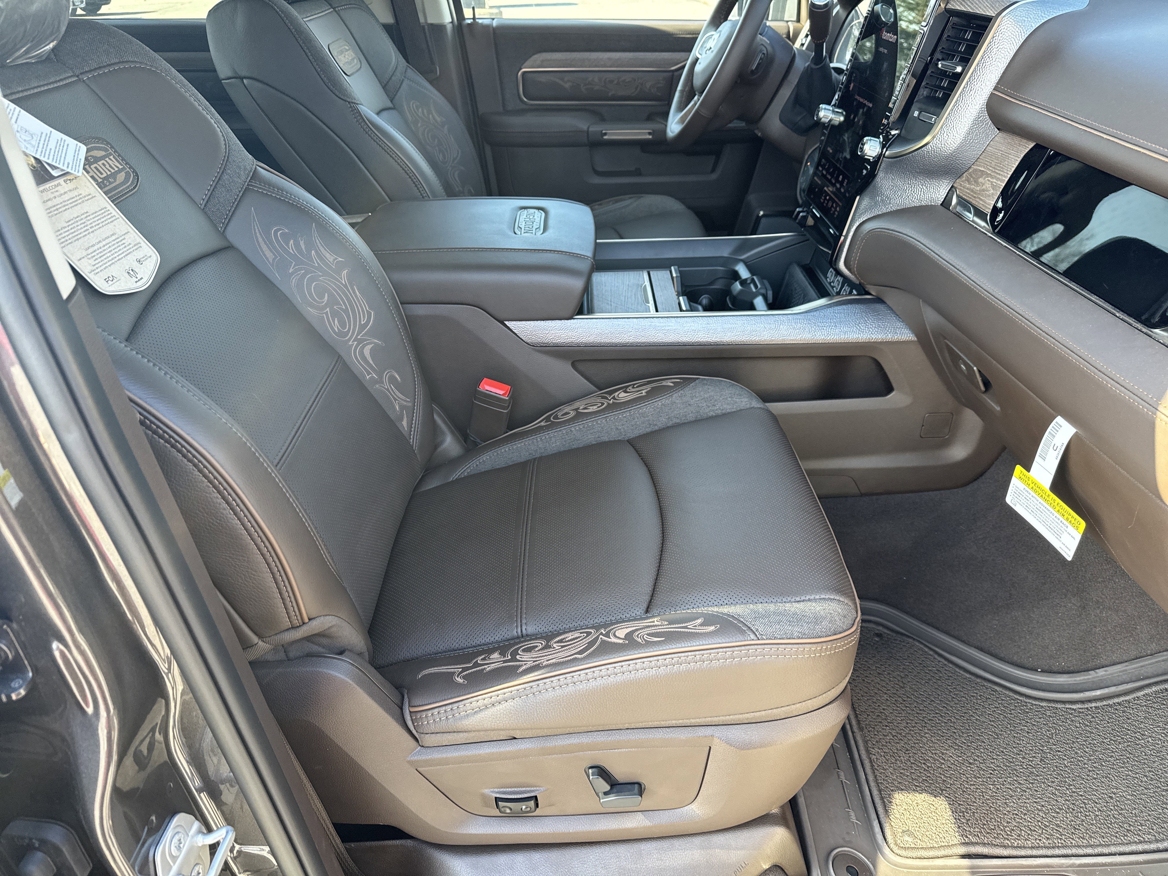 New 2026 RAM 3500 Longhorn image 18