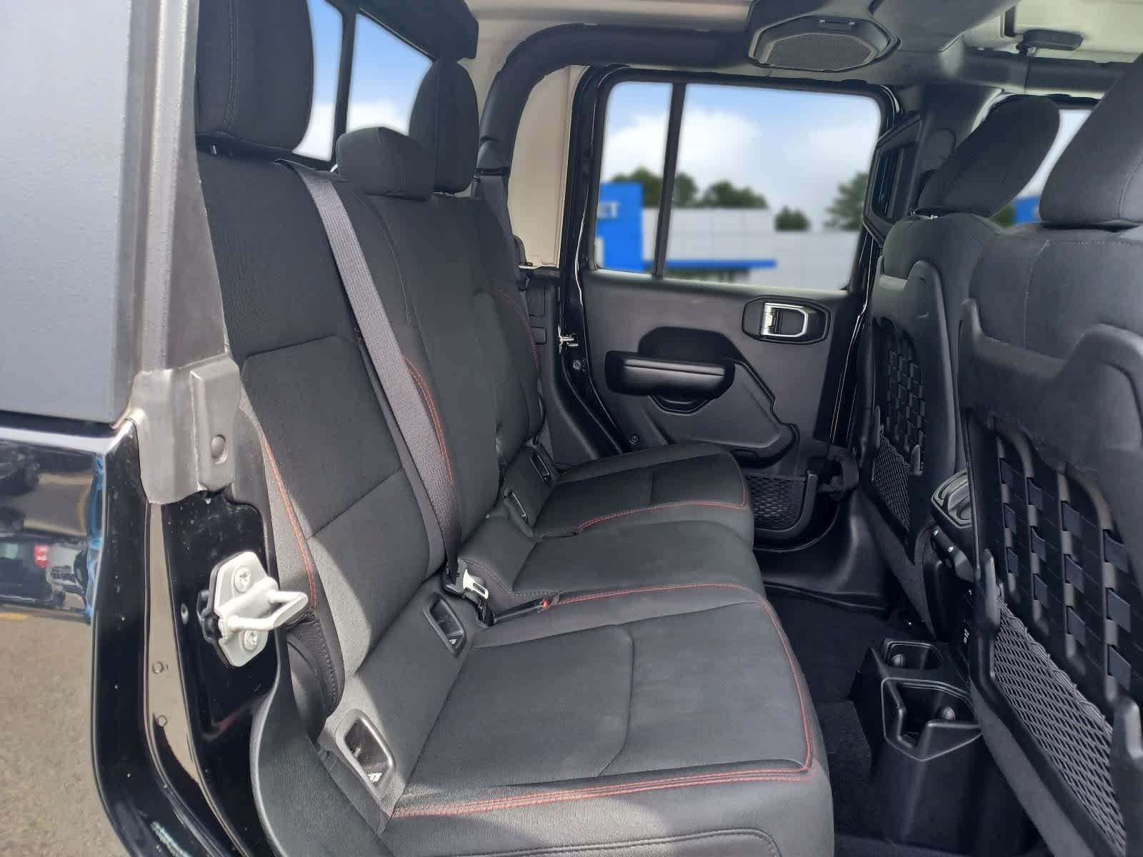 Used 2020 Jeep Gladiator Rubicon AWD/4WD image 17