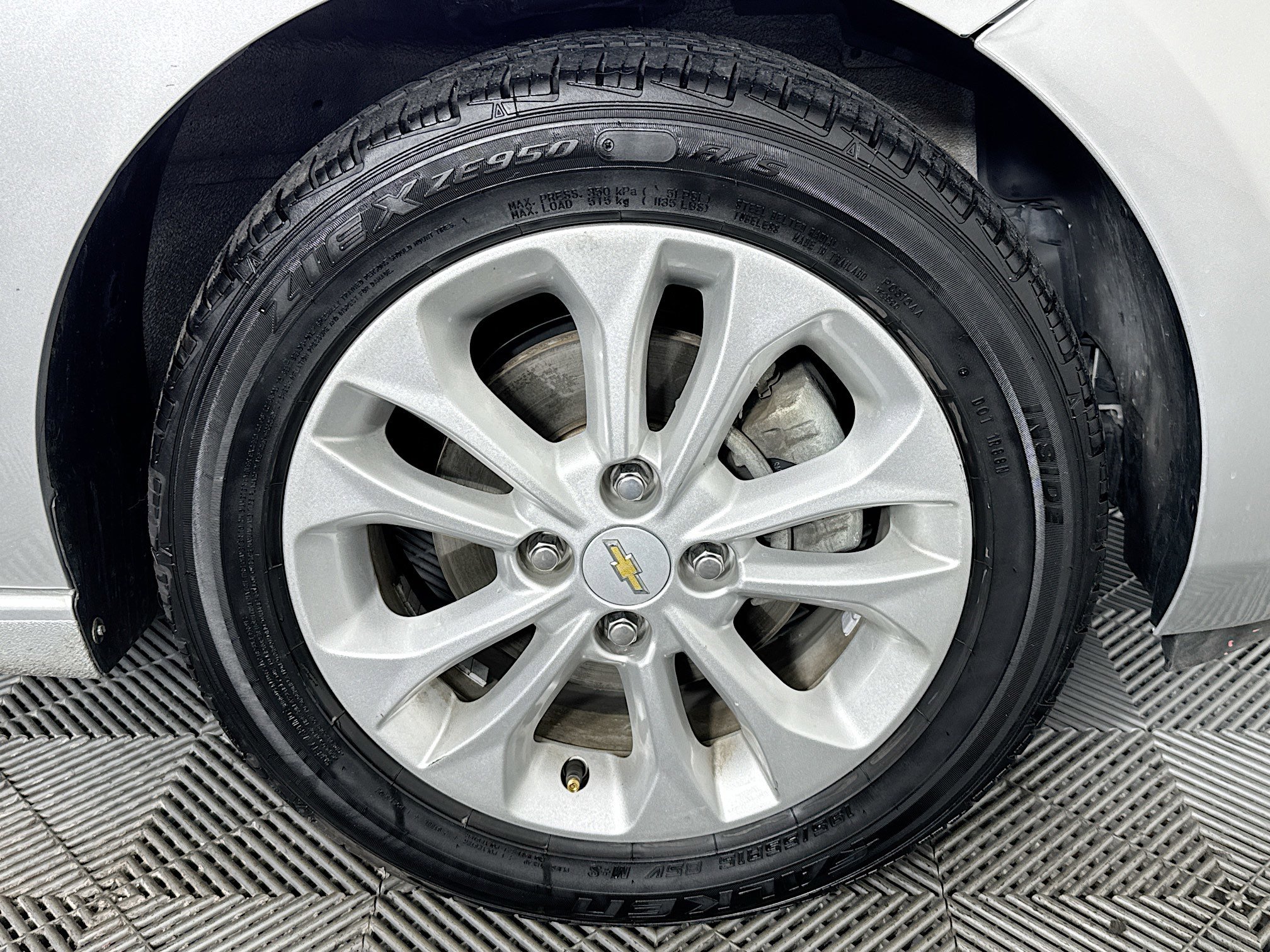 Used 2020 Chevrolet Spark LT image 30