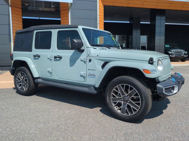 Used 2023 Jeep Wrangler Unlimited Sahara AWD/4WD image 1