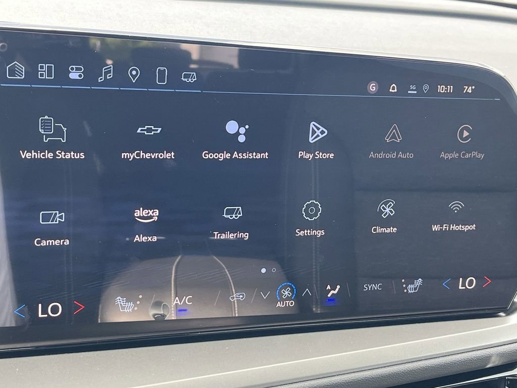 New 2025 Chevrolet Traverse LT image 35