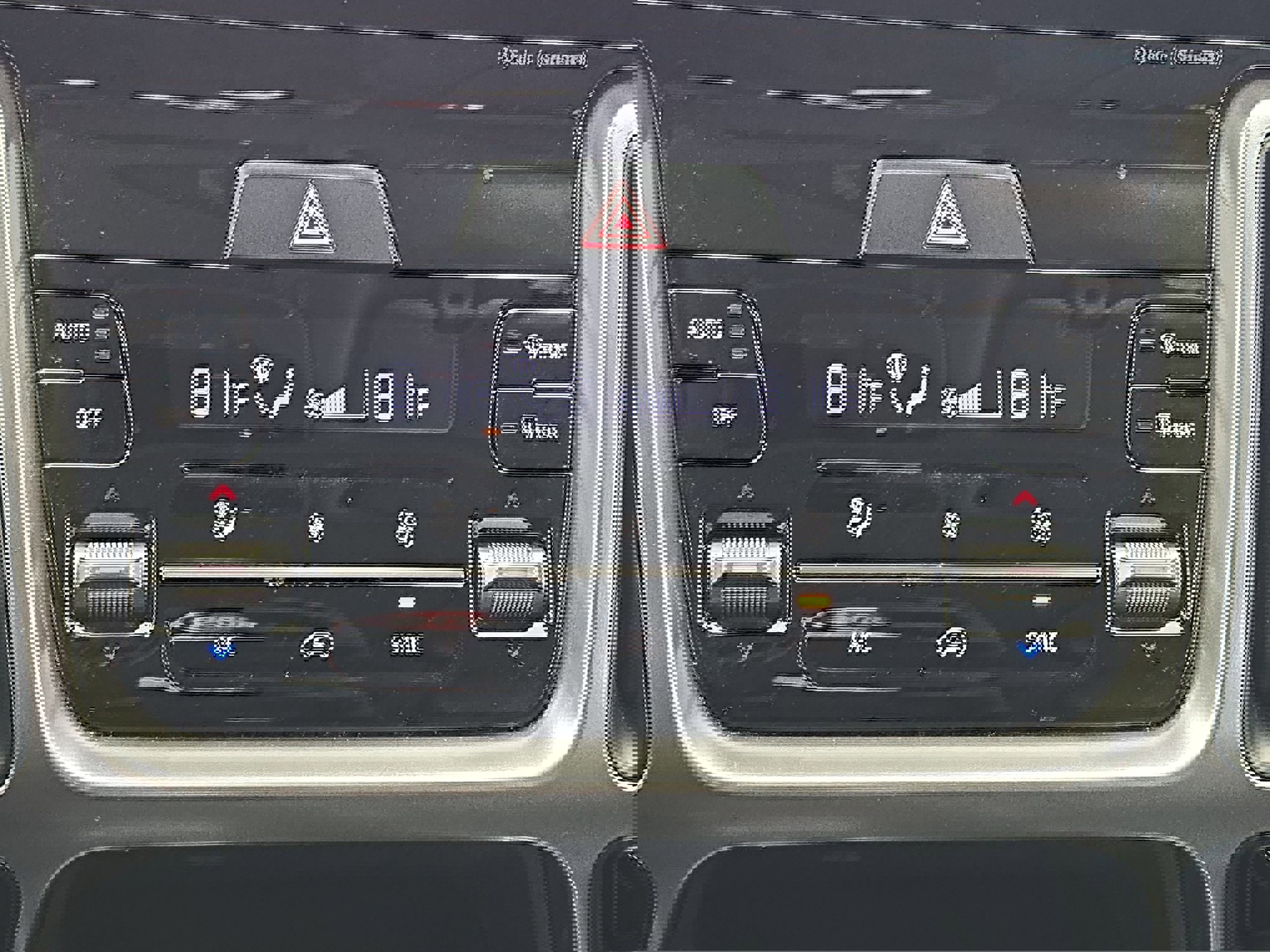 Used 2023 Kia Sorento S w/ Panoramic Sunroof Package image 24