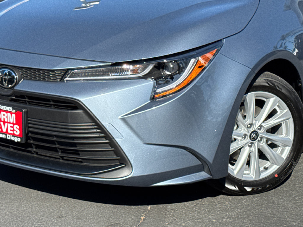 New 2027 Toyota Corolla LE w/ LE Premium Package FWD image 3