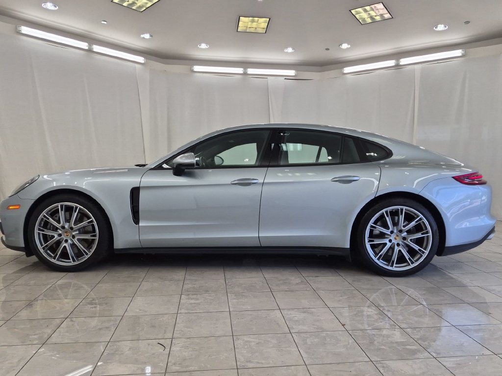 Used 2019 Porsche Panamera 4 AWD/4WD image 5