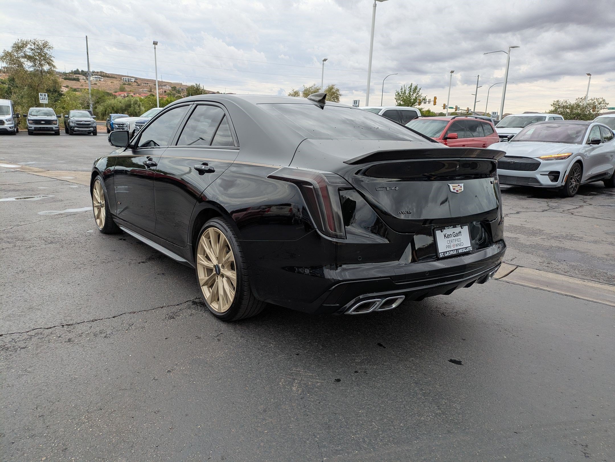 Used 2024 Cadillac CT4 V w/ LPO, ONYX Package AWD/4WD image 5