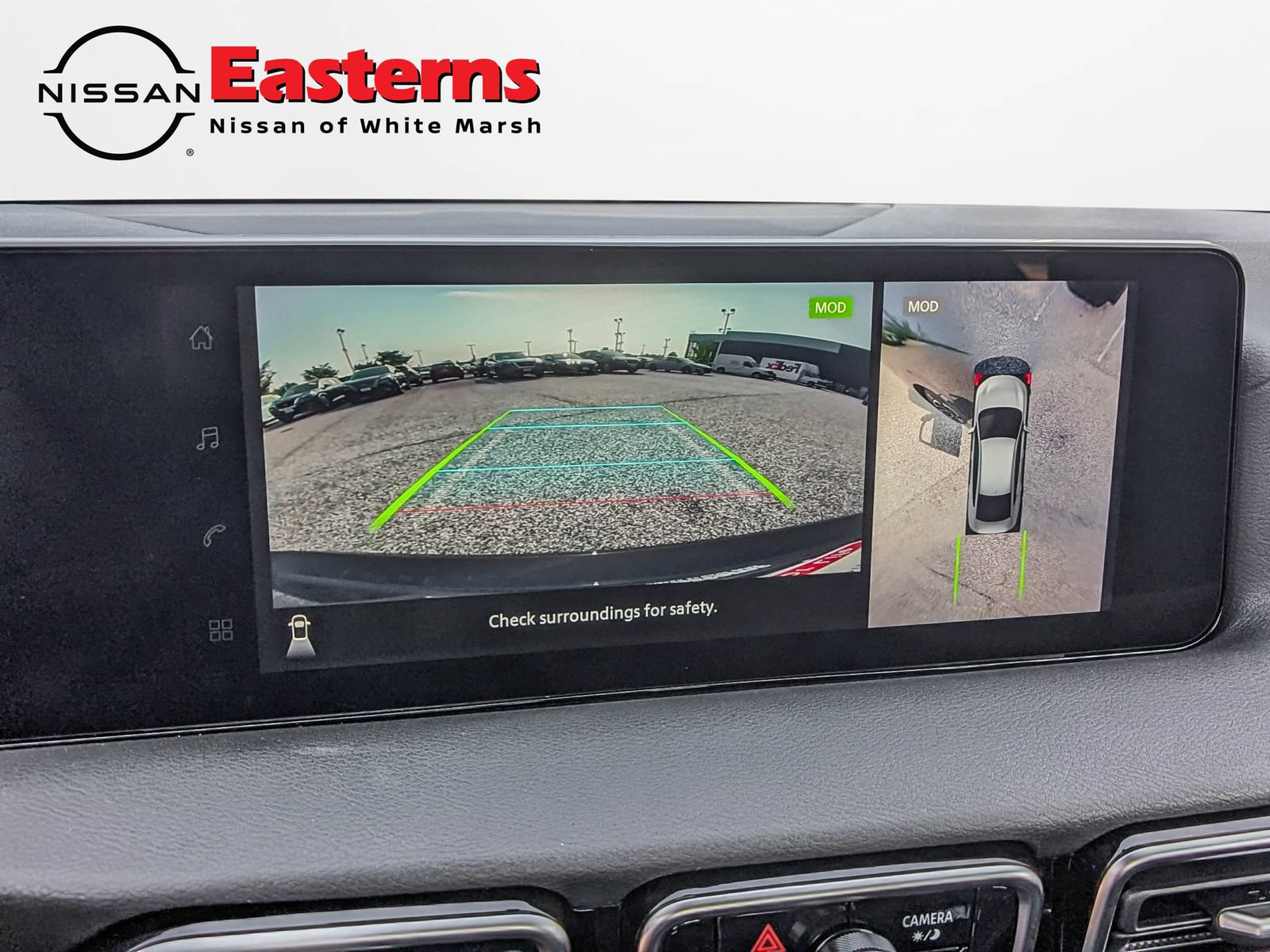 New 2026 Nissan Sentra SR w/ SR Premium Package FWD image 19