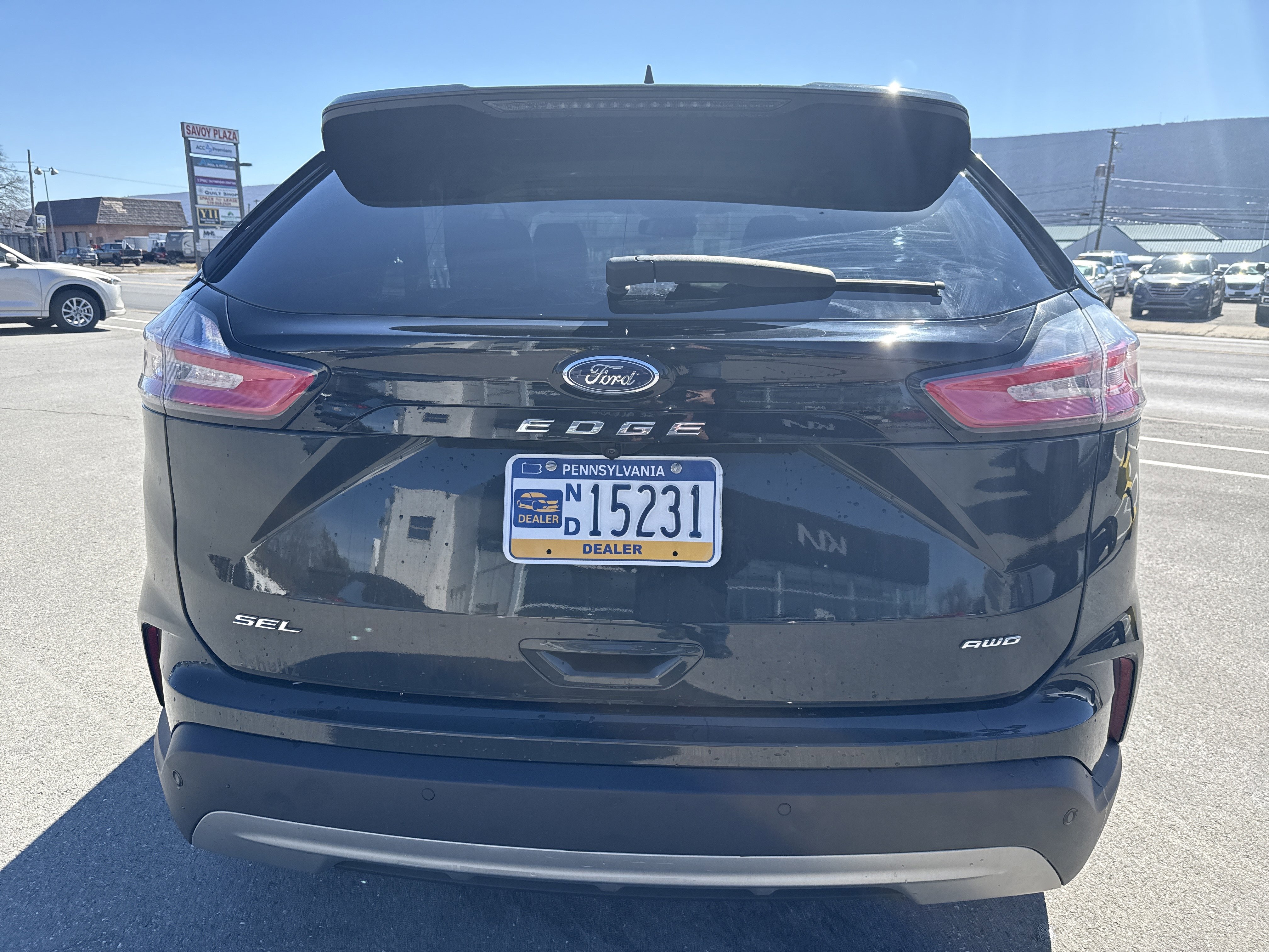 Used 2023 Ford Edge SEL video 4