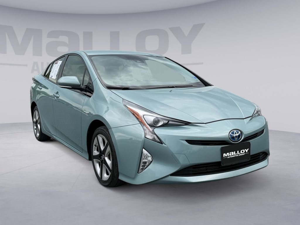 Used 2016 Toyota Prius Three Touring FWD image 7