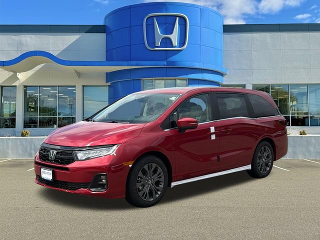 New 2026 Honda Odyssey Touring image 3
